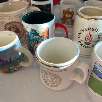 Sale Photo Thumbnail #1124: Box Lot of 16 Assorted Coffee Mugs