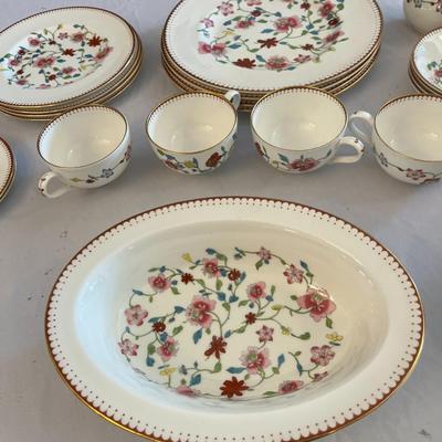Sale Photo Thumbnail #1142: Royal Worcester Astley Dinnerware Bone China Made In England   Includes:  4 Dinner Plates, 4 Salad Plates, 4 Desert Bowls, 4 Coffee Cups, 3 Saucers,  2 Small Plates, 3 Soup Bowls, 1 Serving Bowl, Cream Pitcher, and Sugar Bowl  Total 27 Pieces