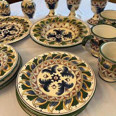 Sale Photo Thumbnail #1162: Deruta, Italy Maiolica Hand Painted Pottery Items