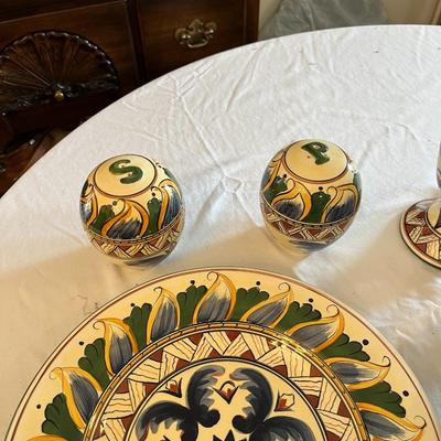 Sale Photo Thumbnail #1160: Deruta, Italy Maiolica Hand Painted Pottery Items