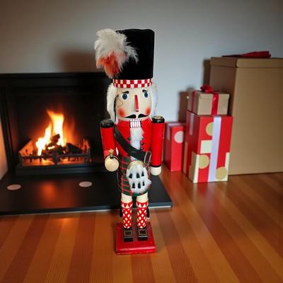Sale Photo Thumbnail #1174: Scottish Nutcracker    Has minor damage  see photos
Approximately 42" Tall