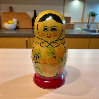 Sale Photo Thumbnail #1191: Vintage Russian Matryoshka Babushka Wooden Dolls Set of 3 Nesting Dolls
Approximately 4.5" Tall