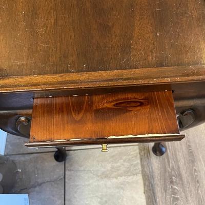 Sale Photo Thumbnail #1218: Queen Anne Tea Table by Henkel Harris Furniture Company
Missing the end Cap on one Slide out and the other has been repaired   
Approximately 18"X29.5"X26"