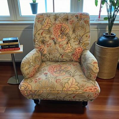 Sale Photo Thumbnail #1222: Pier 1 Imports Tufted Paisley Upholstered Accent Chair
