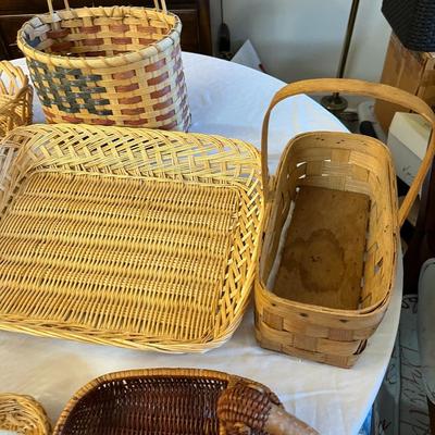 Sale Photo Thumbnail #1232: Lot of Baskets  #    12 Baskets