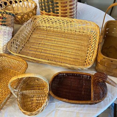 Sale Photo Thumbnail #1233: Lot of Baskets  #    12 Baskets