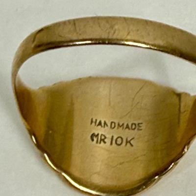 Vintage Gentlemen's 10K gold Signet Ring Monogramed with "HE"