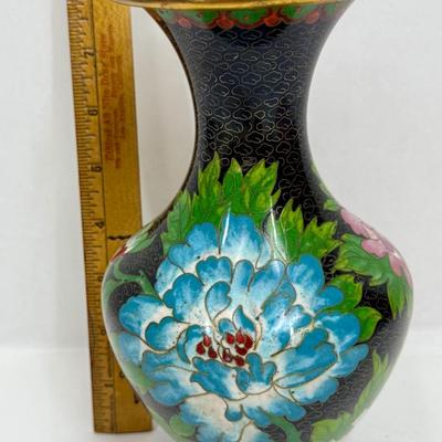 Vintage Chinese Cloisonne Enamel Vase w/ Spider Mums Lotus flowers