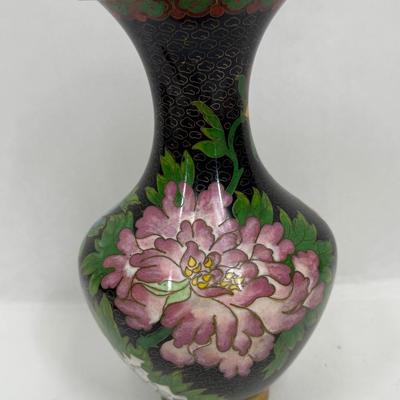 Vintage Chinese Cloisonne Enamel Vase w/ Spider Mums Lotus flowers