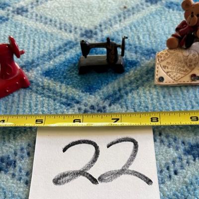 Mini Sewing Machine Lot