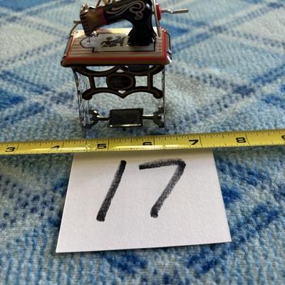 Sewing Machine Ornament