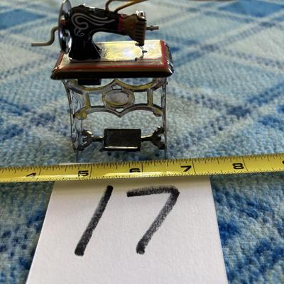 Sewing Machine Ornament