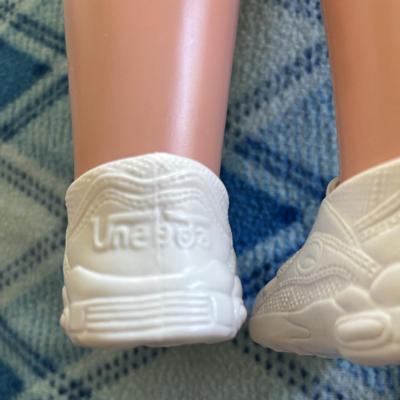 Vintage Uneeda Whispy Walking Doll