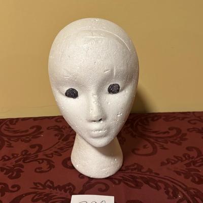 Mannequin Head