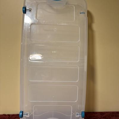 Tote Box