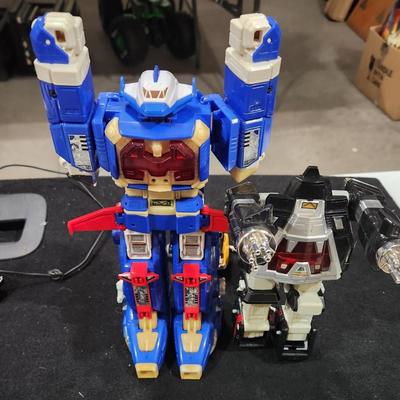 Sale Photo Thumbnail #315: Vintage Saban Mighty Morphin Power Rangers White Tigerzord Power Rangers Mighty Morphin 1995 Bandai Ninjor Ninja Action Figure plus others