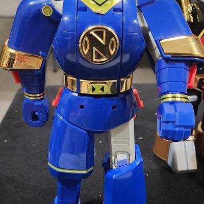 Sale Photo Thumbnail #311: Vintage Saban Mighty Morphin Power Rangers White Tigerzord Power Rangers Mighty Morphin 1995 Bandai Ninjor Ninja Action Figure plus others