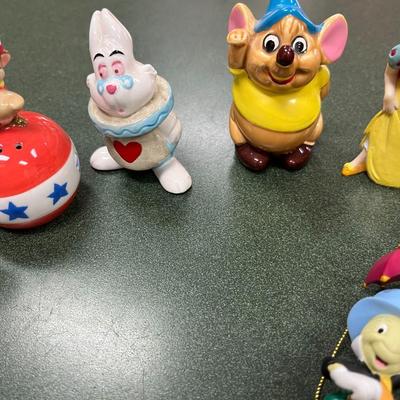 Sale Photo Thumbnail #1349: Disney Figurines Lot of 12