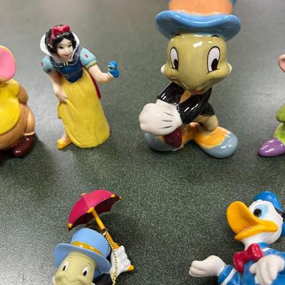 Sale Photo Thumbnail #1348: Disney Figurines Lot of 12