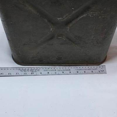 Vintage WWII Military steel Jerry can 188th AAA BTRY BN marked on side USA Embossed on front