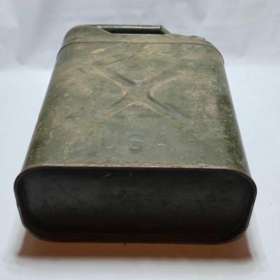 Vintage WWII Military steel Jerry can 188th AAA BTRY BN marked on side USA Embossed on front