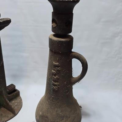 Vintage Heavy Duty Tractor jack and a vintage screw Jack - Great pieces of yesterday!!