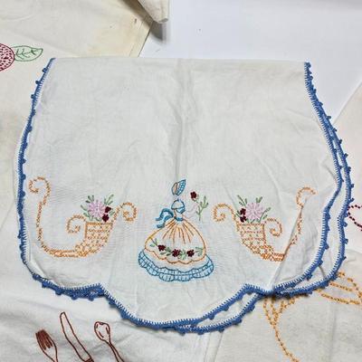 Beautiful round vintage Embroidered tablecloth - and dishtowels
