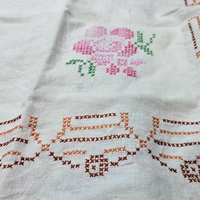 Beautiful round vintage Embroidered tablecloth - and dishtowels