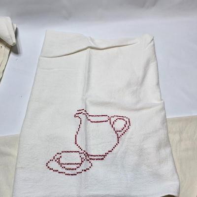 Beautiful round vintage Embroidered tablecloth - and dishtowels