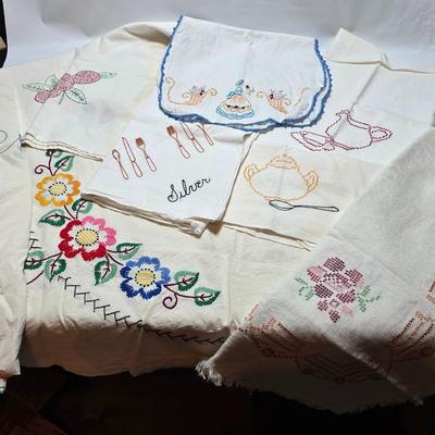 Beautiful round vintage Embroidered tablecloth - and dishtowels