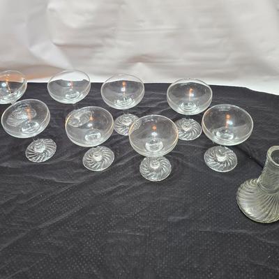 Vintage Cocktail Champagne Martini glasses - beautiful swirl base stemware set of 8
