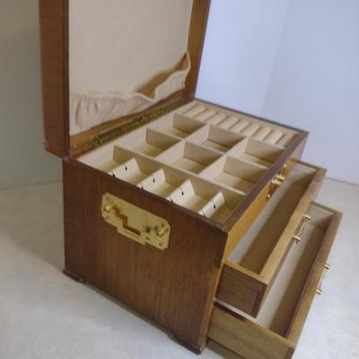 Wooden Jewelry Box- Approx 11 1/4" x 7 1/2" x 7 3/4" Tall