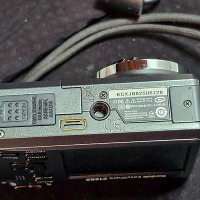 Sony Cyber-shot 3.2 Mega Pixels digital camera with case and Kodak Easy Share Z1285 Digital Camera with case