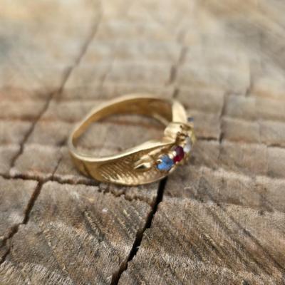 Vintage Mother's muti-colored gemstone ring 14K - 14 K gold marked Size 6