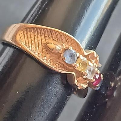 Vintage Mother's muti-colored gemstone ring 14K - 14 K gold marked Size 6