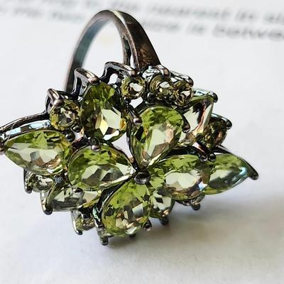 Sale Photo Thumbnail #213: Marked 925
Size 8
Beautiful Peridots