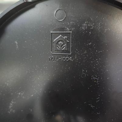 Sale Photo Thumbnail #241: Stackable, tiered lunch food carrier, made with red lacquer with black floral pattern.
Excellent condition