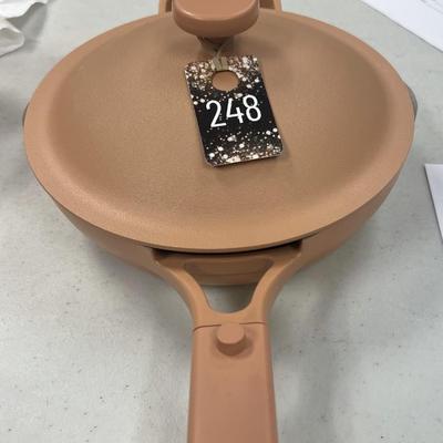 Sale Photo Thumbnail #250: PFAS free, for gas. electric, or induction cooking.
Nonstick, toxin free
8.75 inches
Retails at $159.00