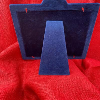 Sale Photo Thumbnail #254: Stamped 925, with Hallmarks, NEW in box 
Made in England, in gift box, Carrs Silverware
10.5 x 10 inches
Retailing up to $695.00