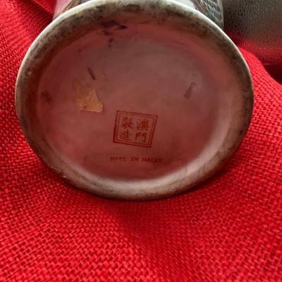 Sale Photo Thumbnail #265: Opaque pink overglaze enamel in the Chinoiserie style.
Pink and rose color / colloidal gold
Hand  painted in Macau   Excellent condition
12 inches tall x 4.5 inches wide 
Retail $175