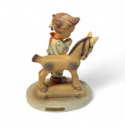 Hummel Prayer Before Battle Figurine