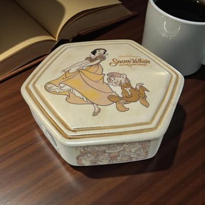 Snow White and the Seven Dwarfs Trinket Box