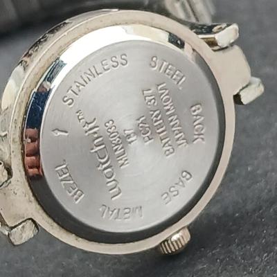 Watch it stretch band women's watch with two brooch pins - Silver toned brooch and bow brooch