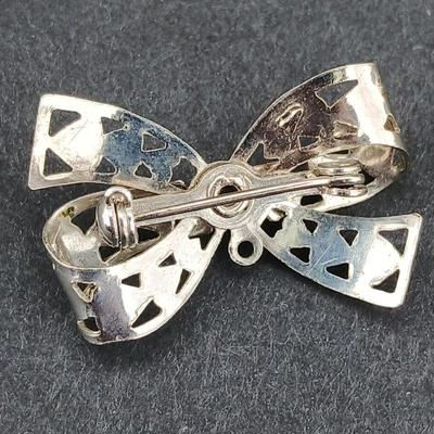 Watch it stretch band women's watch with two brooch pins - Silver toned brooch and bow brooch