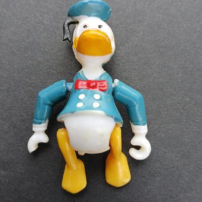 Vintage trapeze Donald Duck & Mickey Mouse figures