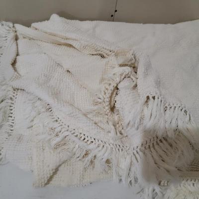 Large Chenile Bedspread / Blanket