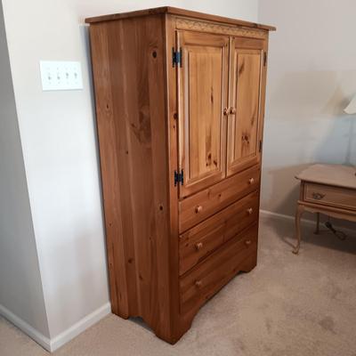 LOT 1: Kincaid Shaker Ridge Armoire