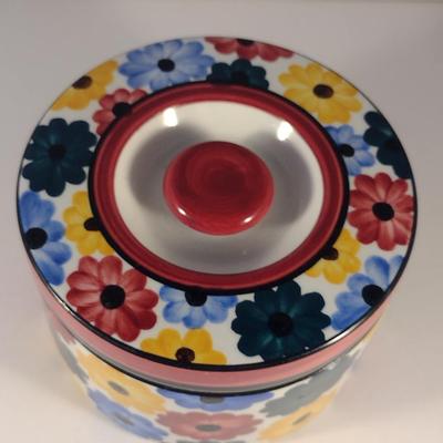 Sale Photo Thumbnail #143: Vintage Hand Painted Ges Gesch Germany Porcelain Storage Box with Lid- Approx 5 1/2" in Diameter.  Item has chipping and discoloration- please see all pictures.