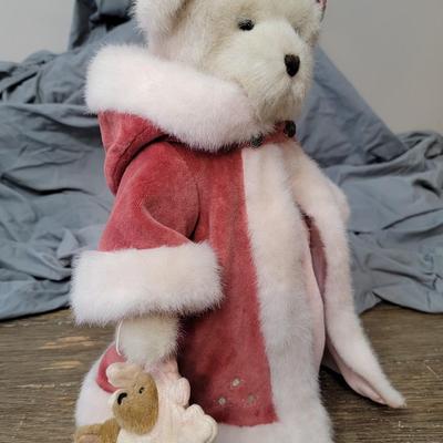 Sale Photo Thumbnail #523: Boyds Holiday Bear