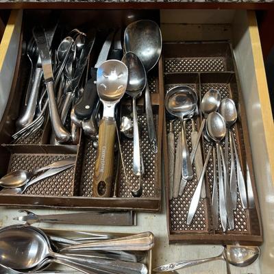 Kitchen Drawer Lot of Silverware